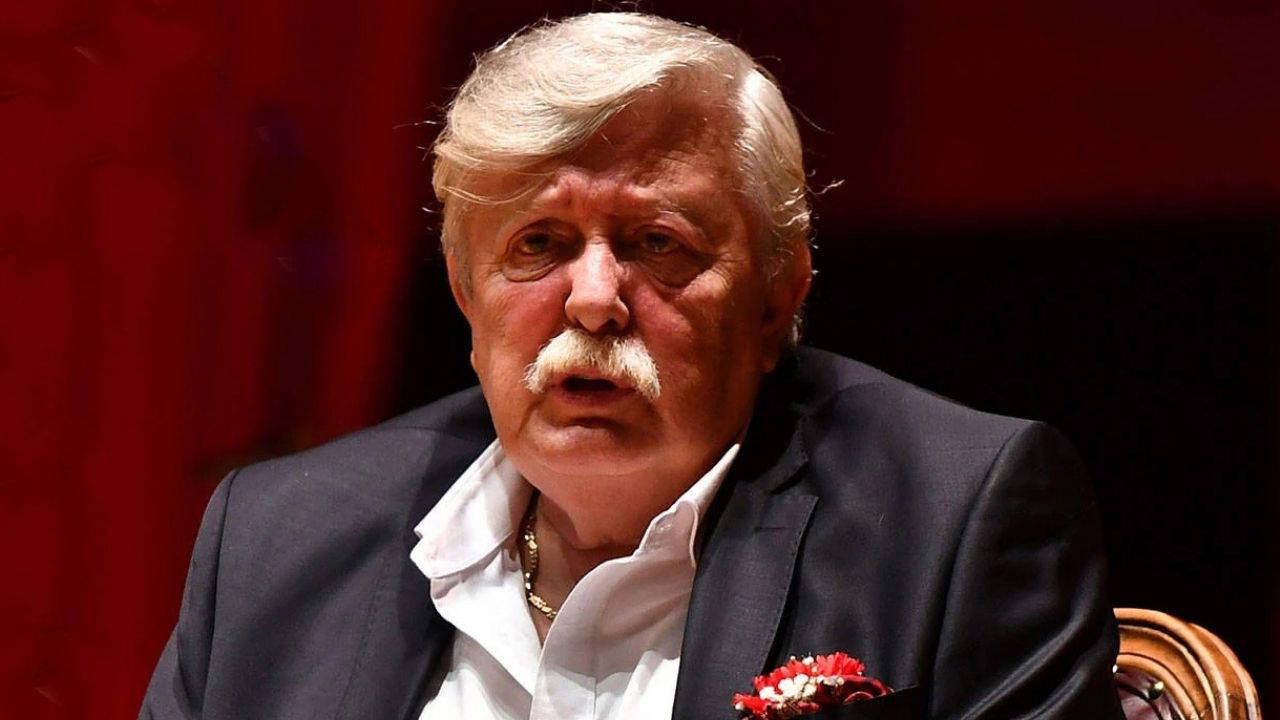 Gazeteci ve eski yöneticisi Aziz Üstel hayatını kaybetti — Kimdi, neden vefat etti?