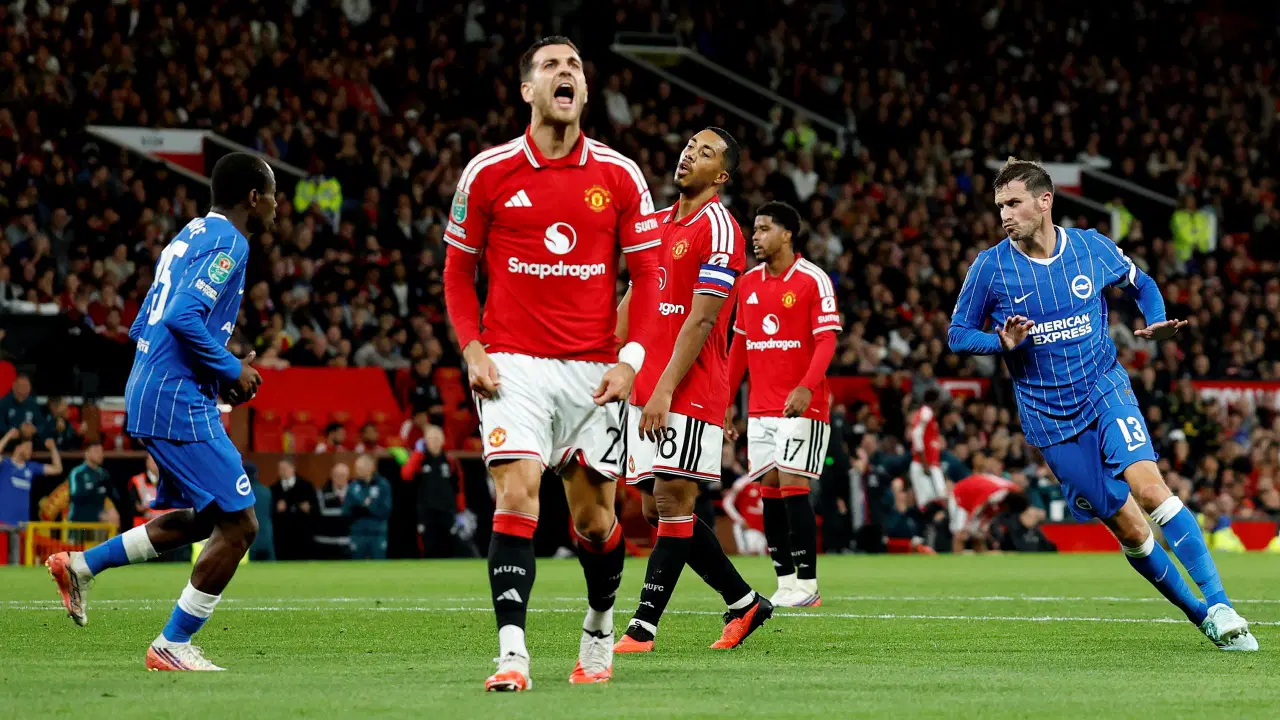 Brighton, Manchester United'ı Yenerek Lig Kupasında Yükseldi