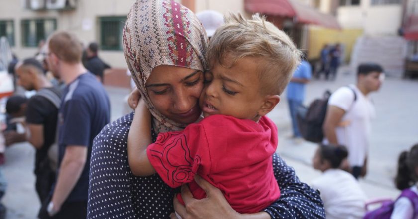 AB, tıbbi bakıma muhtaç 16 çocuğu Gazze'den tahliye etti