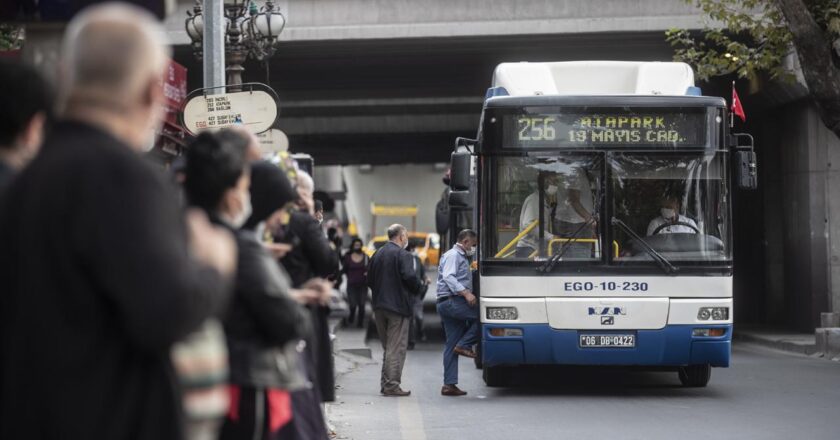 Ankara’da toplu taşıma hasadı