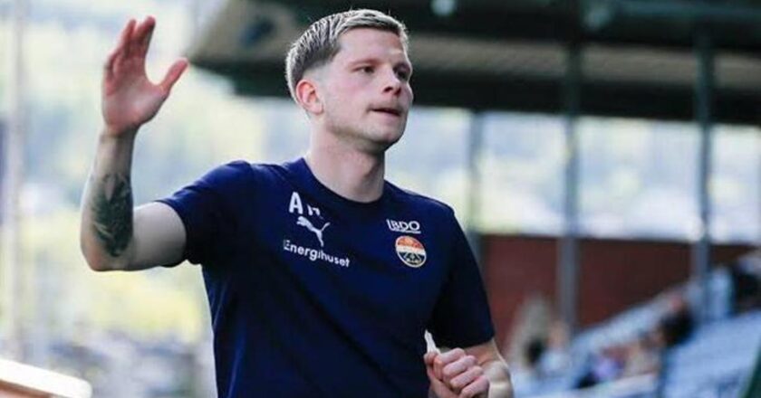 Samsunsportdan Sol Defer Transfer: Marc Bolan'ın yanındaki İzlanda Tomasson Logi'ye katılıyor