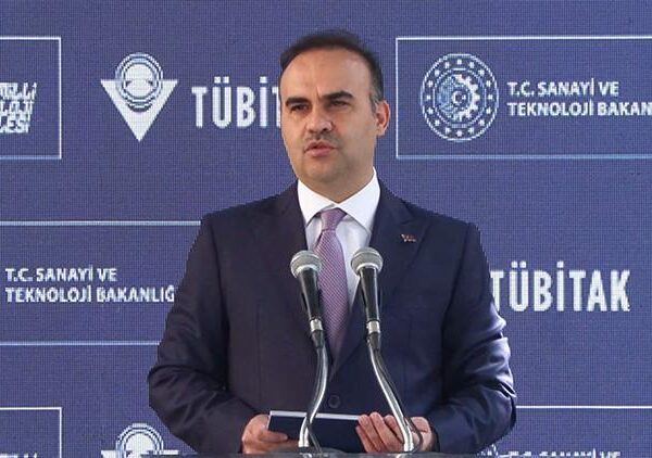 Bakan Kacır: Türkiye bunu yapay zeka devrimine rehberlik eden ülkelerden birini yapacak