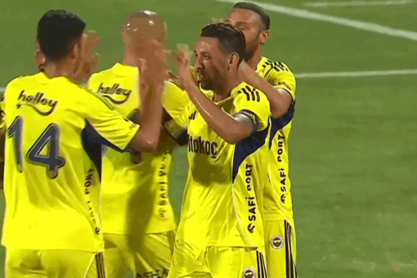 Yeni transfer gösterildi! Fenerbahce ikinci dost maçta hata yapmadı … Sarı-Lacivertliler Uniao de Leiria 2-0'ı yendi