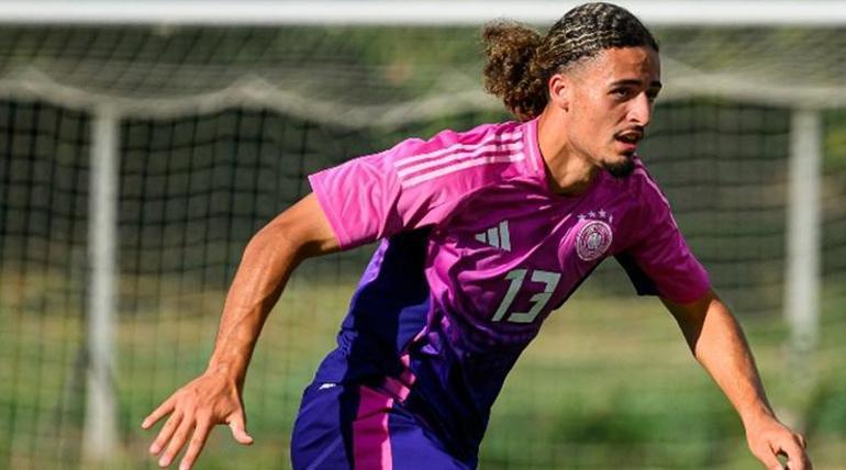 Besiktas doğru transferi bitirdi