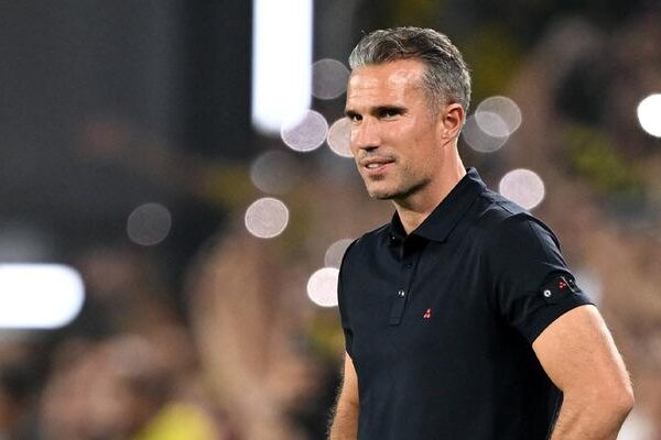 Robit van Persie'den Fenerbahçe Kelimeler Son Maçı
