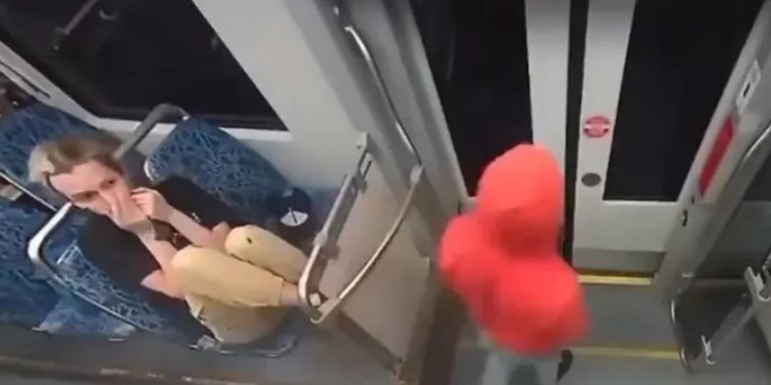 İlk Ukraynalı göçmen, sonra Charlie Kirk ... şimdiki zaman neredeyse vahşet: başını kesti, başını yuvarladı, asfalt üzerine yuvarladı ve çöpe attı: sebep açıktı! 6