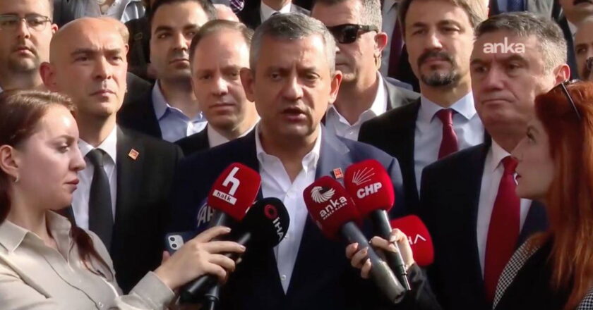 Özgür Özel'den Bahçeli'ye “Silivri” daveti: “Ekrem, cumhurbaşkanını ağırlamaktan mutluluk duyar” – Son Dakika Siyaset Haberleri